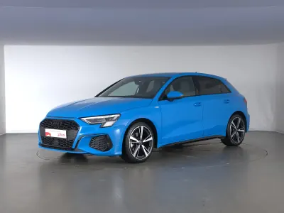 Usata Audi A3 S-Line 150 CV (110 kW) 2023 Blu turbo Berlina
