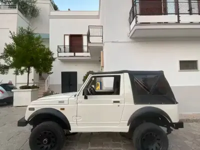 Usata Suzuki Samurai 64 CV (47 kW) 1989 Bianco SUV