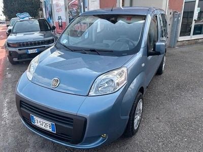 Begagnad Fiat Qubo Active 75 HK (55 kW) 2013 Blå Minibuss