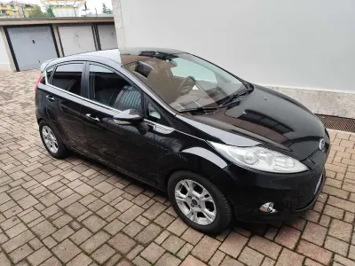 Occasion Ford Fiesta Titanium 95 ch (69 kW) 2011 Noir Citadine