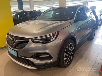 Usata Opel Grandland X 130 CV (95 kW) 2018 Argento SUV