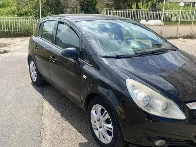 Usado Opel Corsa 80 HP (58 kW) 2009 Preto Citadino