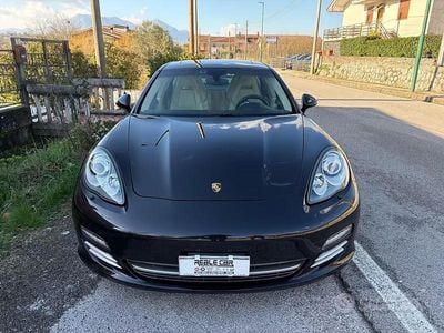 Usata Porsche Panamera Platinum Edition 250 CV (183 kW) 2013 Nero Utilitaria
