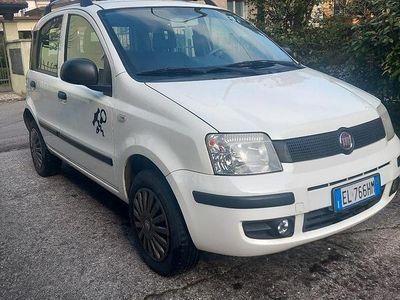 Usata Fiat Panda Active 77 CV (56 kW) 2012 Bianco Utilitaria