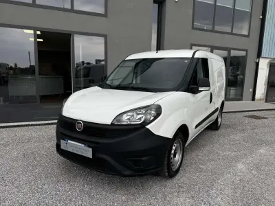Usata Fiat Doblò Business 105 CV (77 kW) 2022 Bianco Monovolume