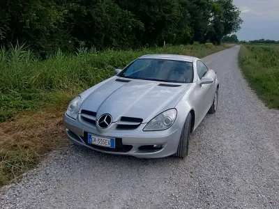 Usata Mercedes SLK200 Chrome 163 CV (119 kW) 2006 Argento Cabrio
