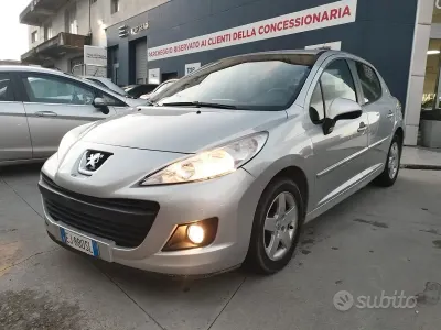 Usata Peugeot 207 68 CV (50 kW) 2011 Grigio Berlina