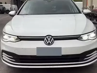 Usata VW Golf VIII 115 CV (84 kW) 2023 Bianco Berlina