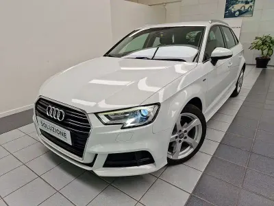 Usata Audi A3 Sportback Design 116 CV (85 kW) 2018 Bianco Utilitaria