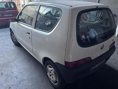Usata Fiat 600 2007 Bianco Berlina