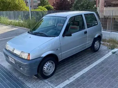 Usata Fiat Cinquecento 31 CV (22 kW) 1992 Grigio Utilitaria