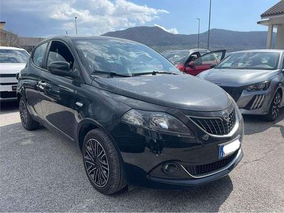 Usata Lancia Ypsilon Gold 69 CV (50 kW) 2022 Nero Utilitaria
