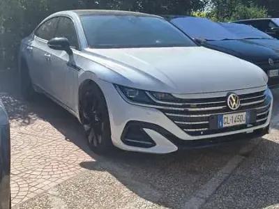 Usata VW Arteon Sport 239 CV (175 kW) 2017 Utilitaria