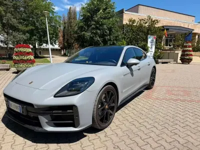 Usata Porsche Panamera 4 E-Hybrid 470 CV (345 kW) 2024 Other Utilitaria