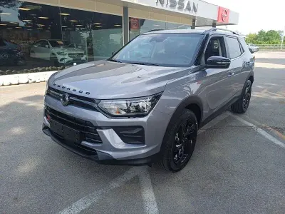 Nuova Ssangyong (KGM) Korando 163 CV (119 kW) 2026 Grigio SUV