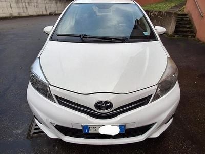 Usata Toyota Yaris 2013 Bianco Utilitaria