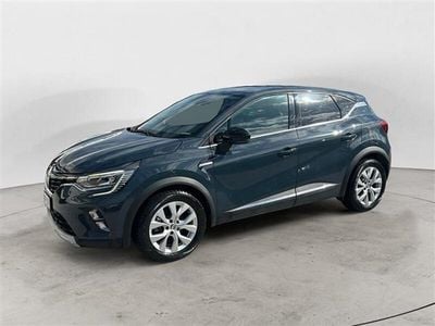 Usata Renault Captur Intens 160 CV (117 kW) 2022 Blu scuro SUV