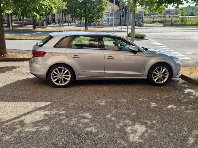 Käytetty Audi A3 Young 125 HP (91 kW) 2016 Hopea Sedan