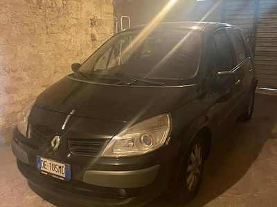 Usata Renault Scénic II 130 CV (95 kW) 2005 Nero Monovolume