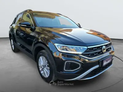 Usata VW T-Roc Life 150 CV (110 kW) 2025 Nero SUV