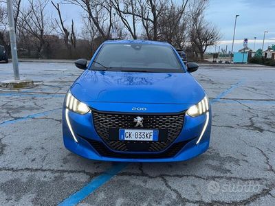 usata Peugeot 208 PureTech 100 EAT8 GT