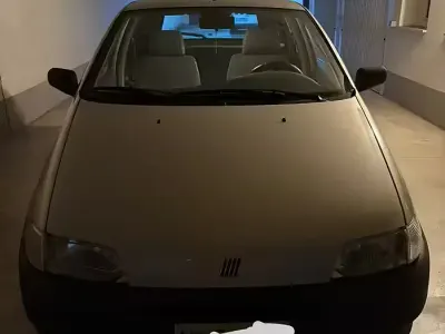 Usata Fiat Punto 73 CV (53 kW) 1995 Grigio Berlina