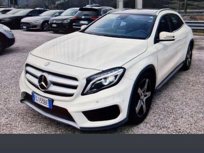 Usata Mercedes GLA200 Premium 136 CV (100 kW) 2016 Bianco SUV