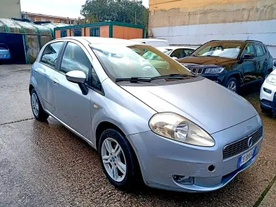 Occasion Fiat Grande Punto Active 75 ch (55 kW) 2006 Gris Citadine