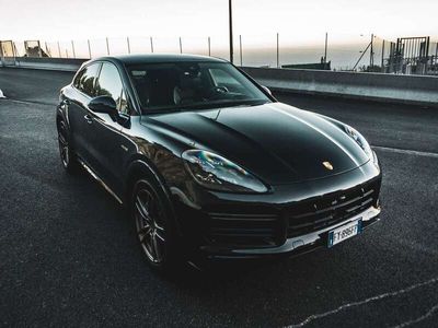 usata Porsche Cayenne Turbo S Coupe 4.0 e-hybrid tiptronic