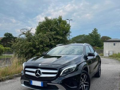 Mercedes GLA200