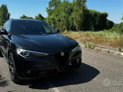 Usata Alfa Romeo Stelvio Veloce 209 CV (153 kW) 2021 Nero SUV