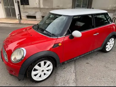 Usata Mini Cooper D 120 CV (88 kW) 2009 Utilitaria