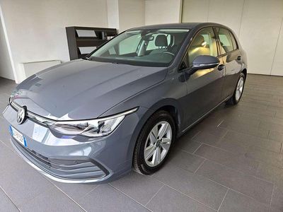 Usata VW Golf VIII Life 110 CV (80 kW) 2020 Grigio Berlina