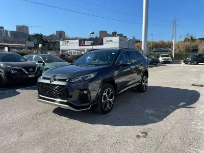 Usata Suzuki Across 306 CV (225 kW) 2022 Grigio scuro SUV