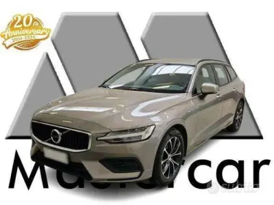 Usata Volvo V60 Business Edition 150 CV (110 kW) 2019 Beige Station wagon