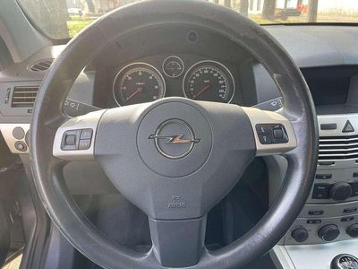 Usata Opel Astra Enjoy 101 CV (74 kW) 2008 Blu/azzurro Berlina