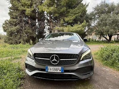 Usata Mercedes CLA200 Premium 136 CV (100 kW) 2017 Grigio Berlina