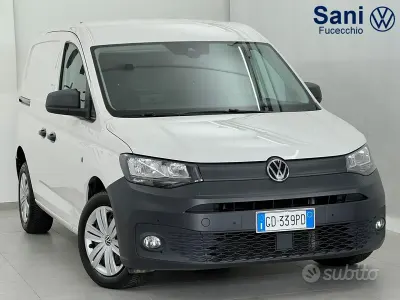 Usata VW Caddy 122 CV (89 kW) 2021 Bianco Monovolume