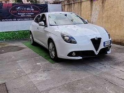 Usata Alfa Romeo Giulietta Super 120 CV (88 kW) 2017 Utilitaria