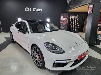 Porsche Panamera Turbo