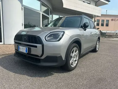 Usata Mini Cooper Countryman Favoured 170 CV (125 kW) 2024 Grigio SUV