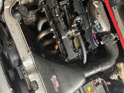 Usata Citroën Saxo 151 CV (111 kW) 2000 Grigio Utilitaria