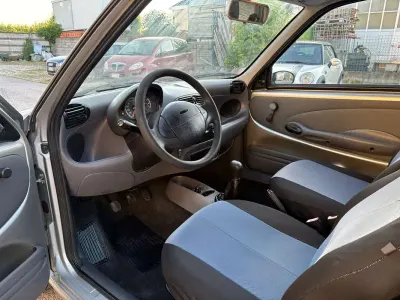 Usata Fiat 600 73 CV (53 kW) 2000 Grigio Utilitaria