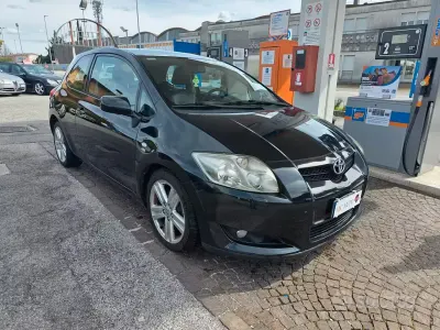 Usata Toyota Auris 177 CV (130 kW) 2008 Nero Utilitaria
