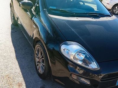 Usata Fiat Punto 77 CV (56 kW) 2010 Utilitaria