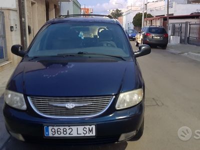 usata Chrysler Voyager Grand Voyager 2.5 CRD cat LX