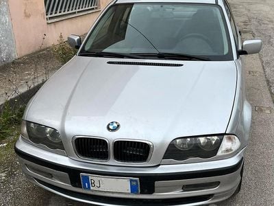 Usata BMW 320 Efficient Dynamics 136 CV (100 kW) 2000 Grigio Berlina