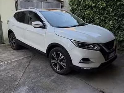 Usata Nissan Qashqai N-Connecta 160 CV (117 kW) 2019 Bianco SUV