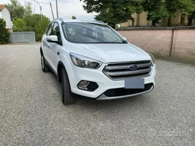 Usata Ford Kuga S 120 CV (88 kW) 2018 Bianco SUV