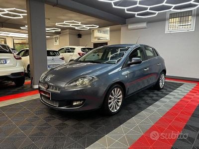 Usata Fiat Bravo 120 CV (88 kW) 2012 Blu Utilitaria